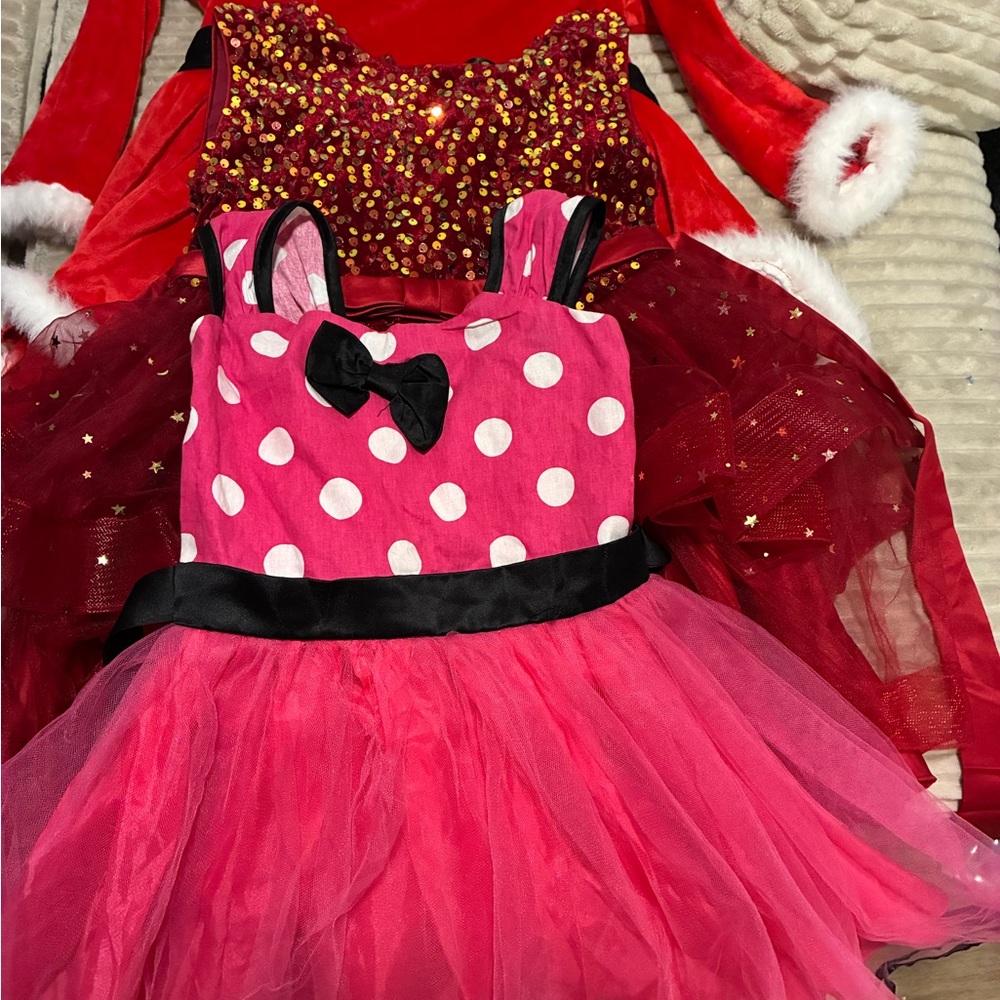 Blunde Dress girl